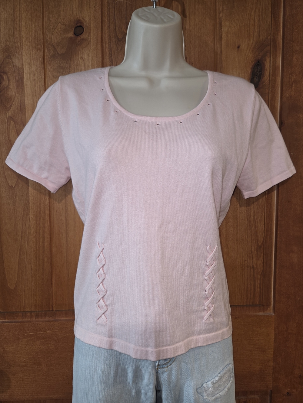 Women's Pale Pink Short Sleeve Scoop Neck Top with Lattice Detail